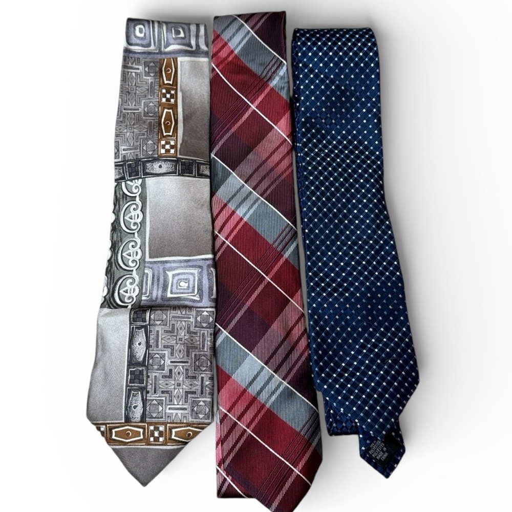 Men’s Tie Lot of 3 Pierre Cardin Jones New York George Gray Red Blue - Picture 2 of 8